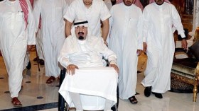 العاهل السعودي يعالج من التهاب رئوي