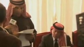 ملك الأردن يعزي الكساسبة في الكرك
