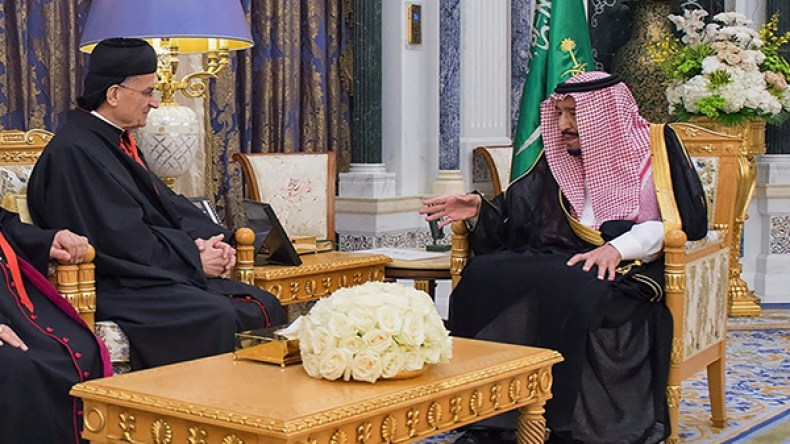 الملك سلمان يلتقي ببطريرك الكنيسة المارونية اللبنانية