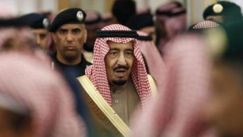 أوباما يرافقه وفد كبير للقاء الملك السعودي الجديد