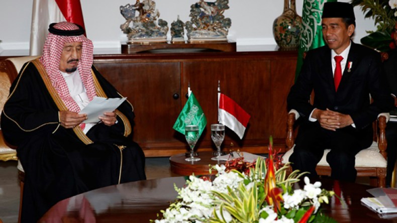 الملك سلمان يزور إندونيسيا برفقة حاشية كبيرة