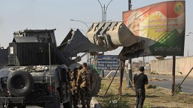 بارزاني يحث الأكراد على تفادي الحرب الأهلية