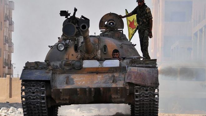 العفو الدولية تتهم القوات الكردية السورية بارتكاب “جرائم حرب”