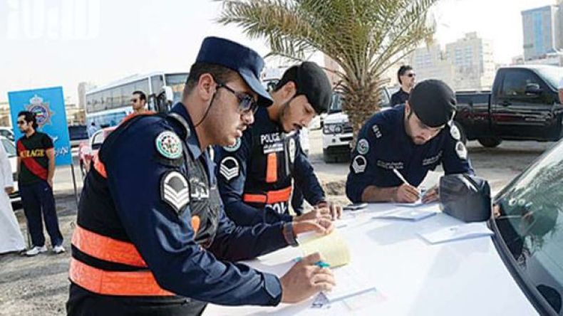 إبعاد 14 منتمياً لحزب الله من الكويت