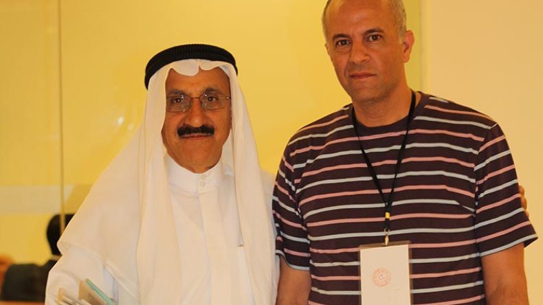 “الديوانيات” هي سرّ ريادة الكويت ثقافيا وفي حرية التعبير