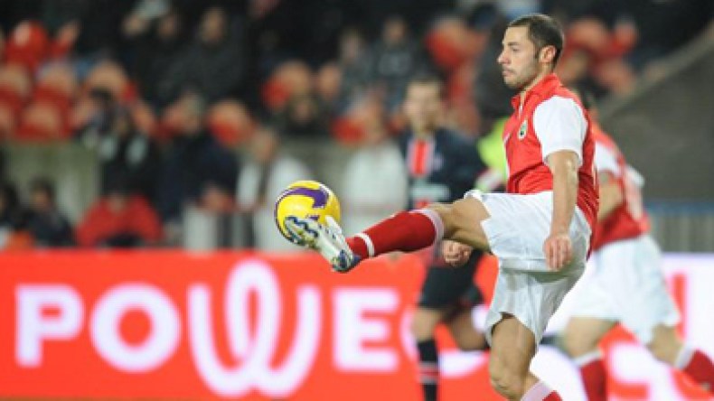 لحسن يماطل في الانضمام للخضر ويفضل المنتخب الفرنسي