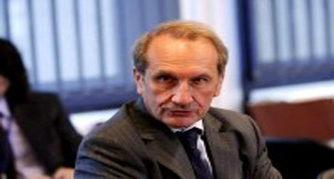 Geste hostile de Gérard Longuet à l’encontre de l’Algérie : la réprobation se poursuit en France