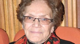 الطاهر جاووت يفتتح التظاهرة ولويزة إغيل أحريز تدعو لاسترجاع أرشيف الثورة