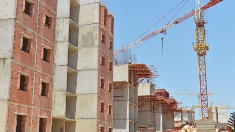 إقبال كبير على موقع ولاية الجزائر للتسجيل في LPA