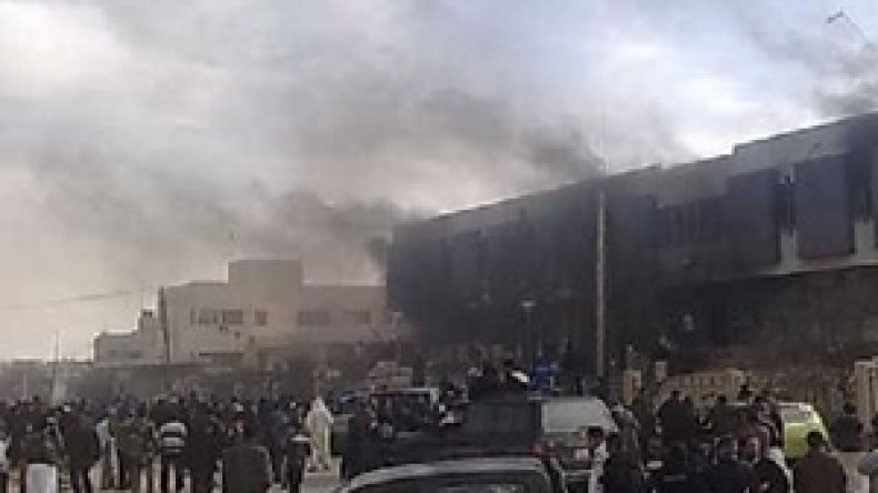 الأعوان يتعمدون عزل السجناء الجزائريين ويسهلون فرار الليبيين والأفارقة