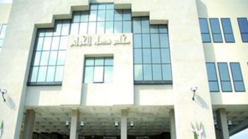 إرهابي نوّم أميره وسلمه للأمن  ورجل  أعمال  حاول إغراق الجزائر بعشرة قناطير هيروين