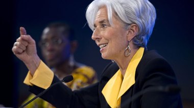 IMF advises Algeria to impose new taxes