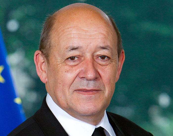 Mali: les dessous du report de la visite de Le Drian