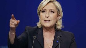 Le Pen appelle à suspendre l’octroi des visas aux algériens