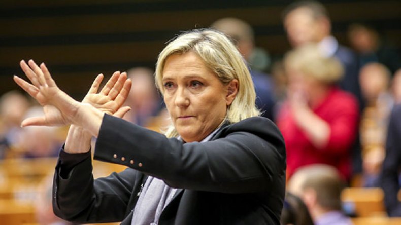 اليمين يخطّط لإخراج فرنسا من الاتحاد الأوروبي