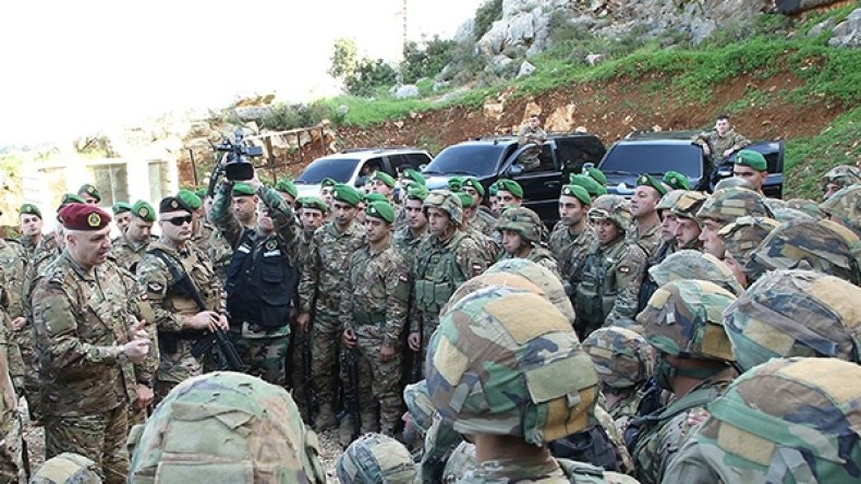 الجيش اللبناني يعلن مقتل أحد جنوده ومسلح