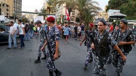 مقتل ثلاثة أشخاص في مداهمة للأمن اللبناني لمنزل مشتبه به