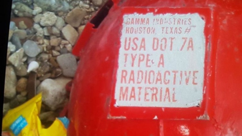 العثور على نفايات مشعة في بحر لبنان