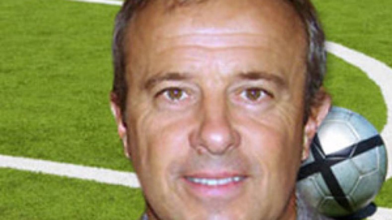 لوشانتر واثق من تحقيق التأهل على حساب الكناري