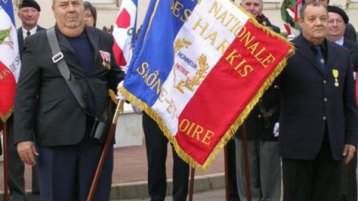 ضيعتم وطنكم..  فلا تضيعوا دينكم