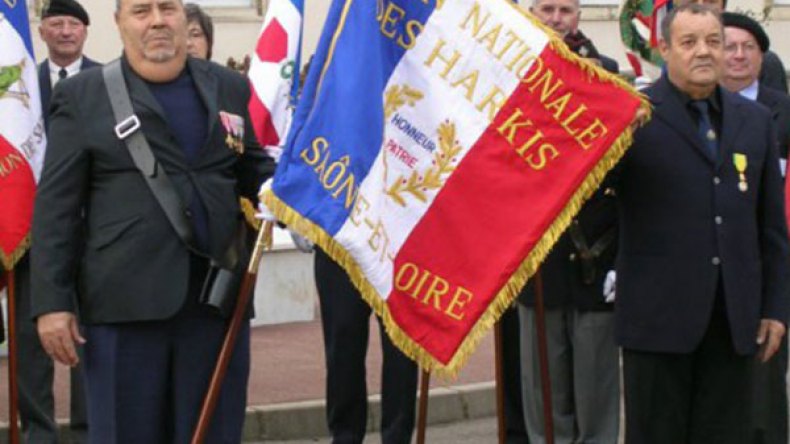 ضيعتم وطنكم..  فلا تضيعوا دينكم