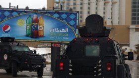 مسلحون يحتجزون رهائن أجانب في طرابلس الليبية