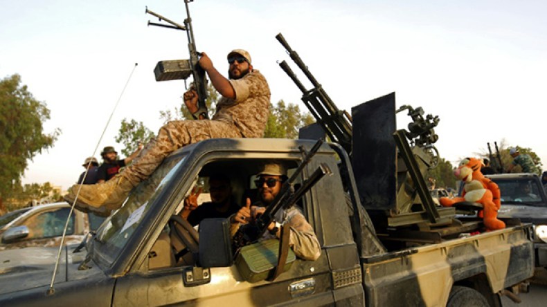 الإمارات انتهكت حظر تصدير الأسلحة إلى ليبيا