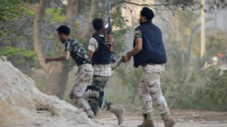 18 قتيلاً و30 مصاباً في اشتباكات بنغازي الليبية