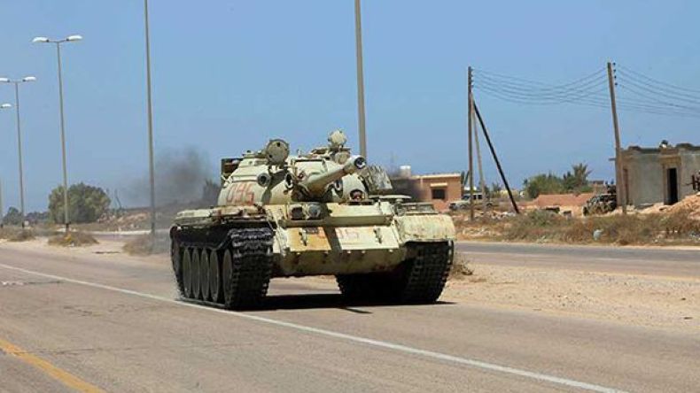 ليبيا: قصف وضربات جوية في حصار “داعش” في سرت