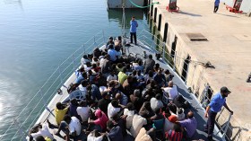 25 قتيلاً في غرق قارب يقل مهاجرين قبالة ليبيا