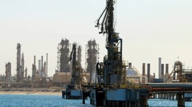 مجموعات مسلحة تسيطر على موقع نفطي في ليبيا