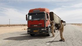 متشددون يشنون هجوماً قرب حقل نفطي رئيسي شرقي ليبيا