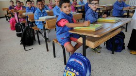 ضباط الحماية المدنية لحماية التلاميذ من خطر الاختناق بالغاز