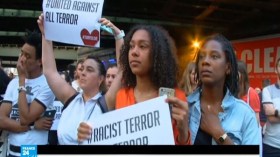 سكان لندن يتضامنون مع الجالية المسلمة بعد اعتداء على مسجد