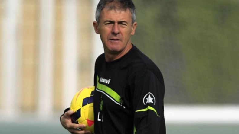 الجمهور الجزائري منقسم بشأن ألكاراز