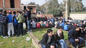 تلاميذ يحتجون ويرفضون إعادة البكالوريا في رمضان!