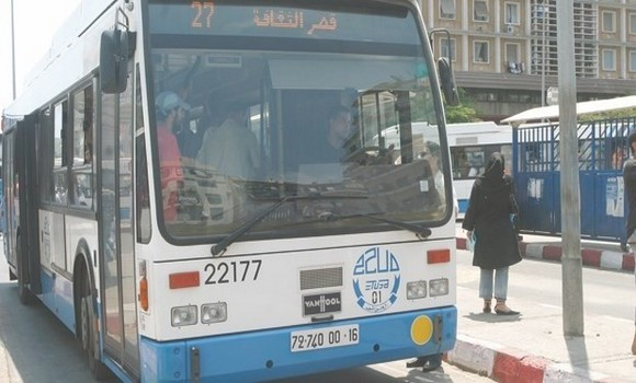 Covid-19: le transport spécial personnel médical reprend samedi à 14h00