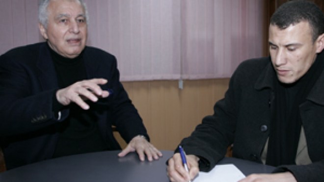 القضايا السلطوية طغت على مشاكل الناس وجعلت قضاياهم مهملة