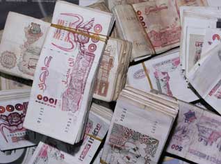 Aucun paiement en espèce dépassant les 50 millions de centimes ne sera accepté après le 11 mars 2011