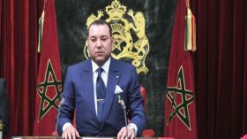 الملك المغربي يفقد صوته في قمة المناخ المنعقدة في باريس