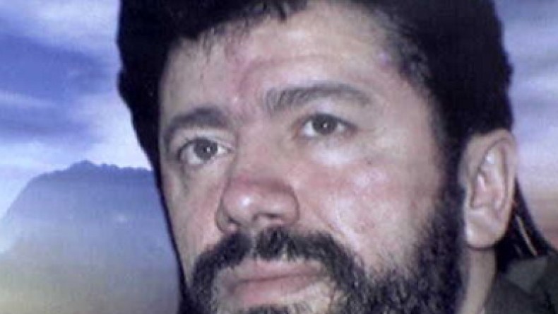 عائلة معطوب لوناس تقاضي دار النشر إيزم للمطالبة باستعادة جميع أغانيه وألبوماته