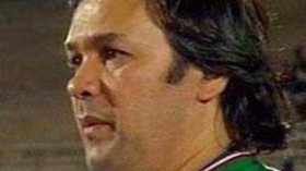 زيدان‮ ‬وماجر‮ ‬ودزيري‮ ‬في‮ ‬حفل‮ ‬اعتزال‮ ‬زبير‮ ‬بية