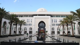 الجزائر تدين “بقوة” الاعتداء على متظاهرين ليبيين ببنغازي