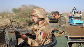 تنظيم القاعدة يتبنى تفجير سيارة مفخخة في مالي