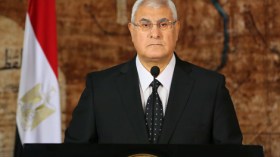 الرئيس المصري يعلن استفتاء على الدستور في 14 و15 جانفي