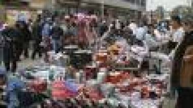 Algerian government vows to bring unregulated trading under control