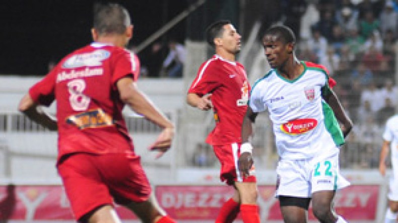 غريب‭ ‬وباجي‭ ‬يتخليان‭ ‬عن‭ ‬اللاعبين‭ ‬والمعنويات‭ ‬في‭ ‬الحضيض