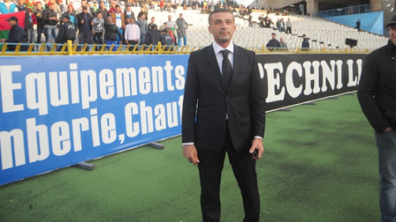 لونقار يتراجع ويبدي تمسكا بالاستثمار في العميد