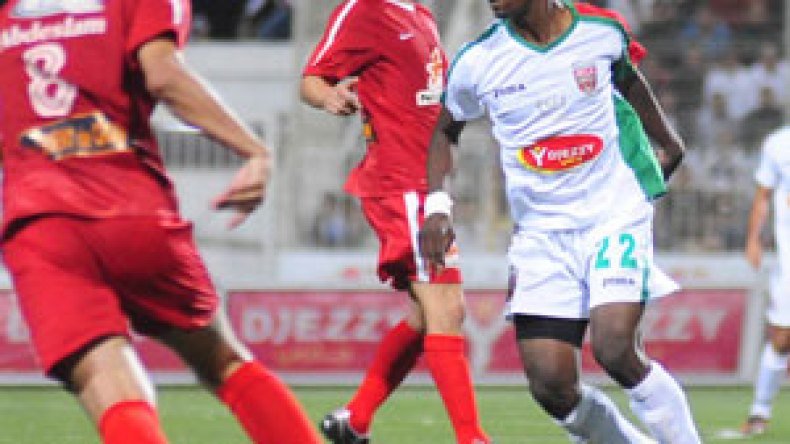 العميد‭ ‬يتنقل‭ ‬بـ17‭ ‬لاعبا‭ ‬والتشكيلة‭ ‬عازمة‭ ‬على‭ ‬التأهل