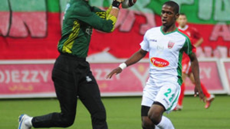 غريب يعد‭ ‬بحل‭ ‬المشكل‭ ‬المالي‭ ‬قبل‭ ‬نهاية‭ ‬الشهر